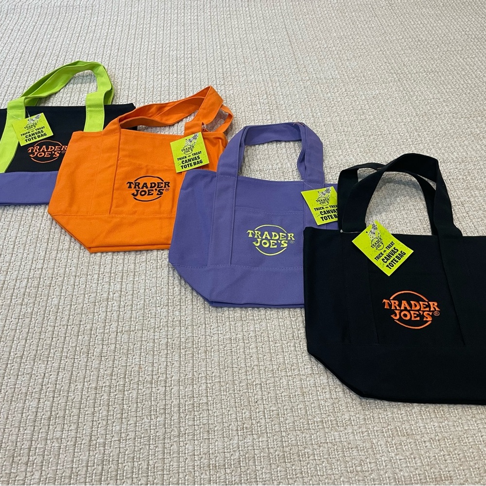 Trader Joe's Halloween Set of 4 New with Tags
